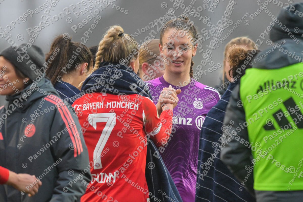 20251116 FC Ingolstadt 04 - FC Bayern München