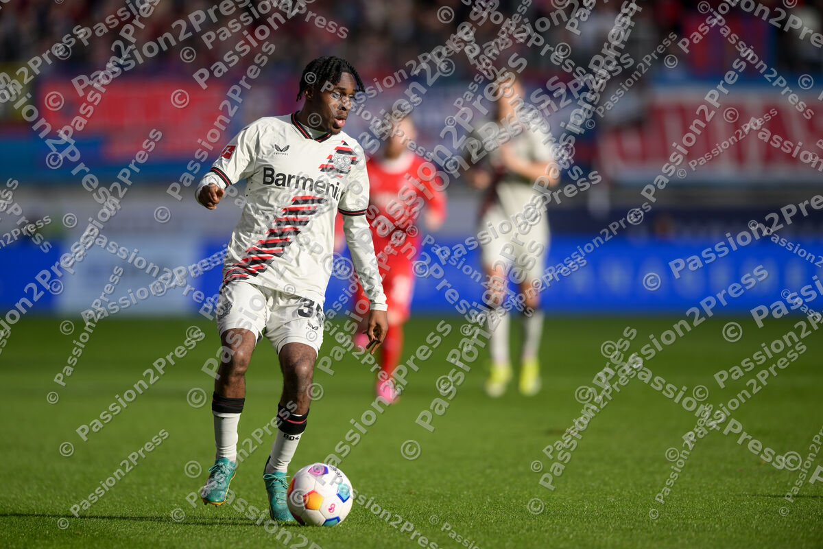 FCHB04_20240217_0975