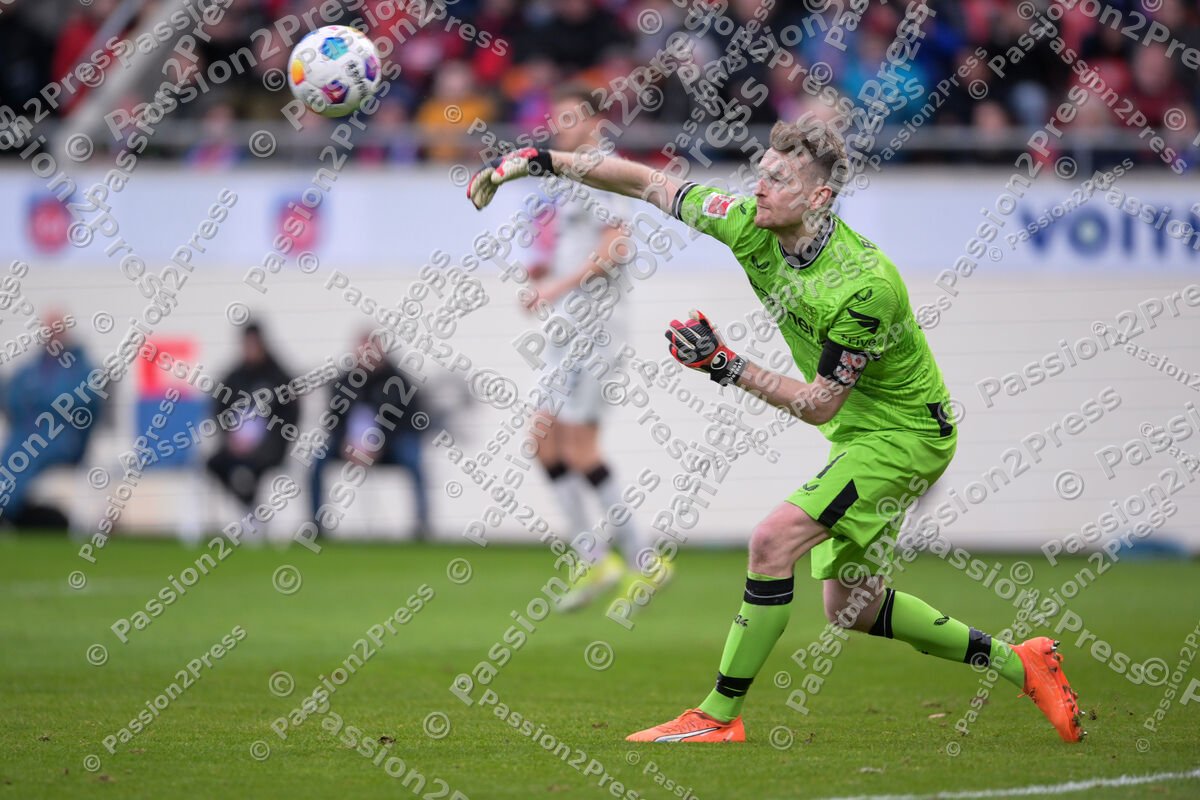 FCHB04_20240217_1877