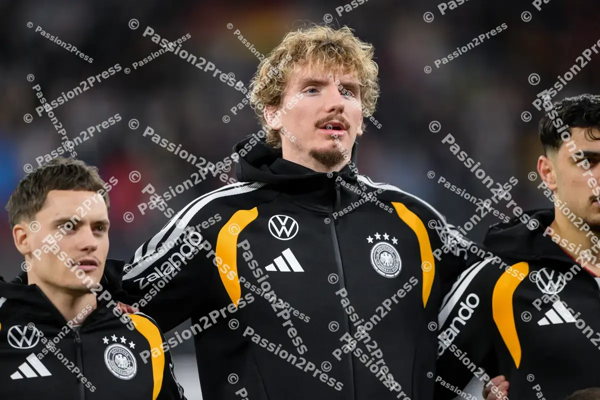 DFBSVK_20251117_0676